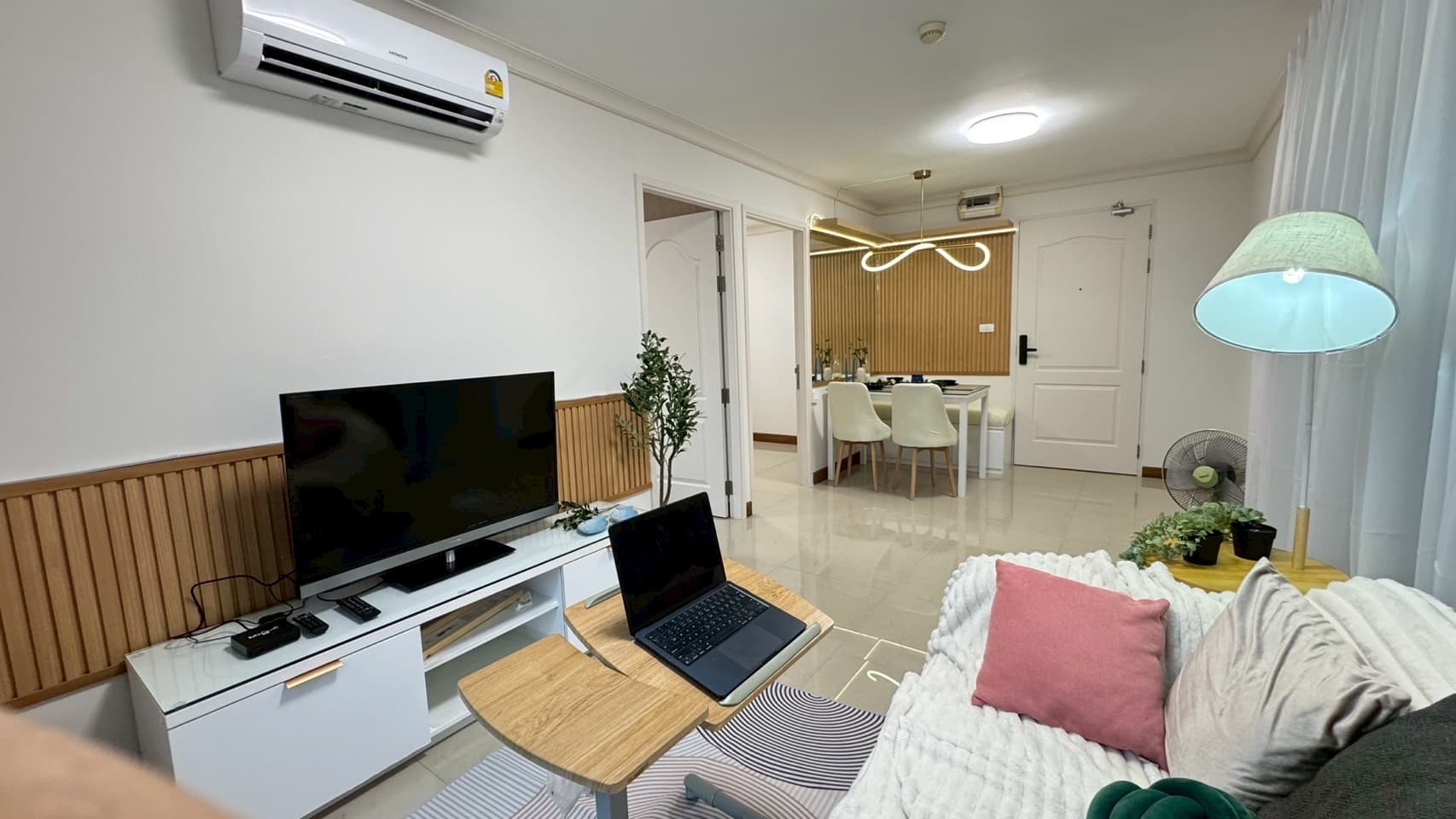 Chateau in Town Phahol 11 ชาโตว์ อินทาวน์ พหลโยธิน 11
