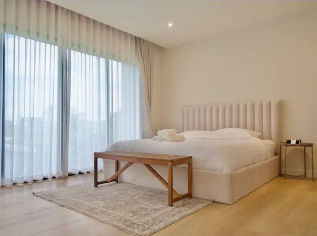 3 Bedrooms for Rent or Sale