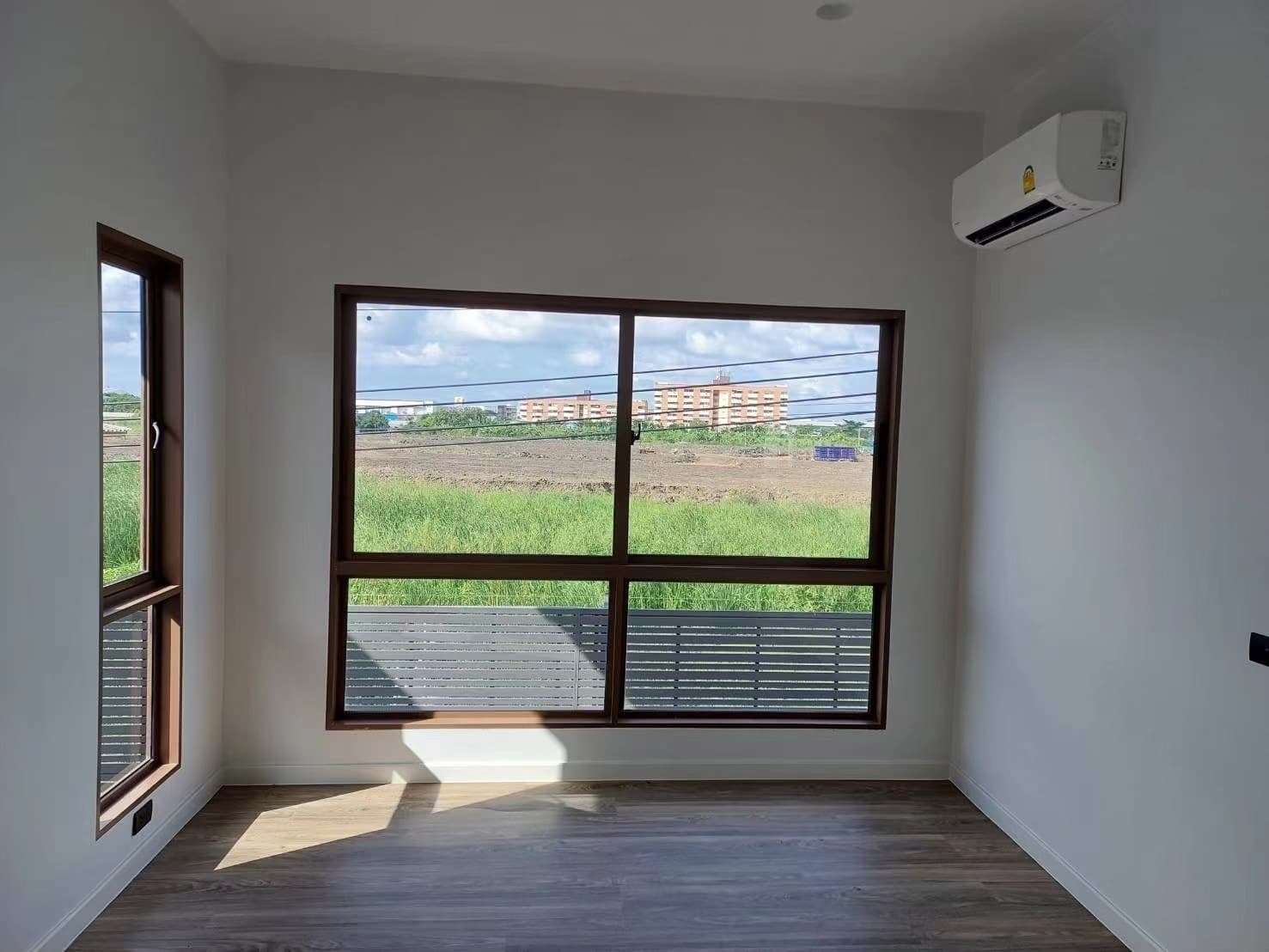 4 Bedrooms for Sale
