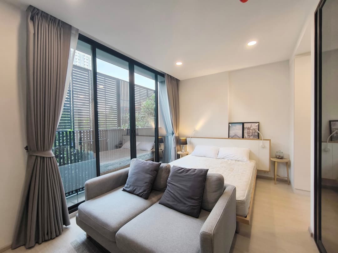 Sunlit studio, green-view balcony — Noble Ambience 42 photo 1