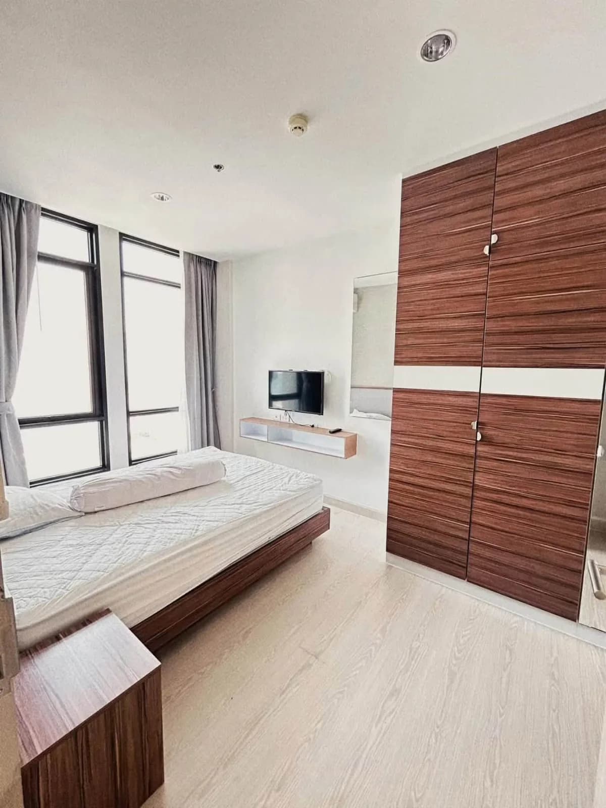 KPN The Capital Condo