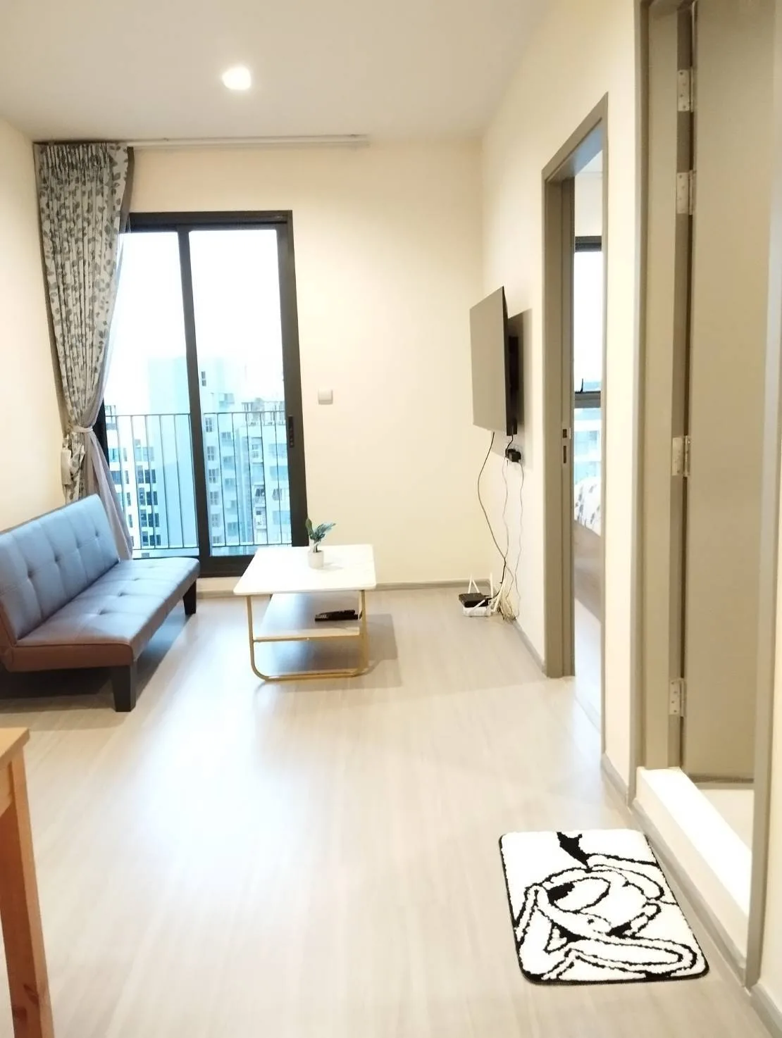2BR Condo at Life Asoke Hype