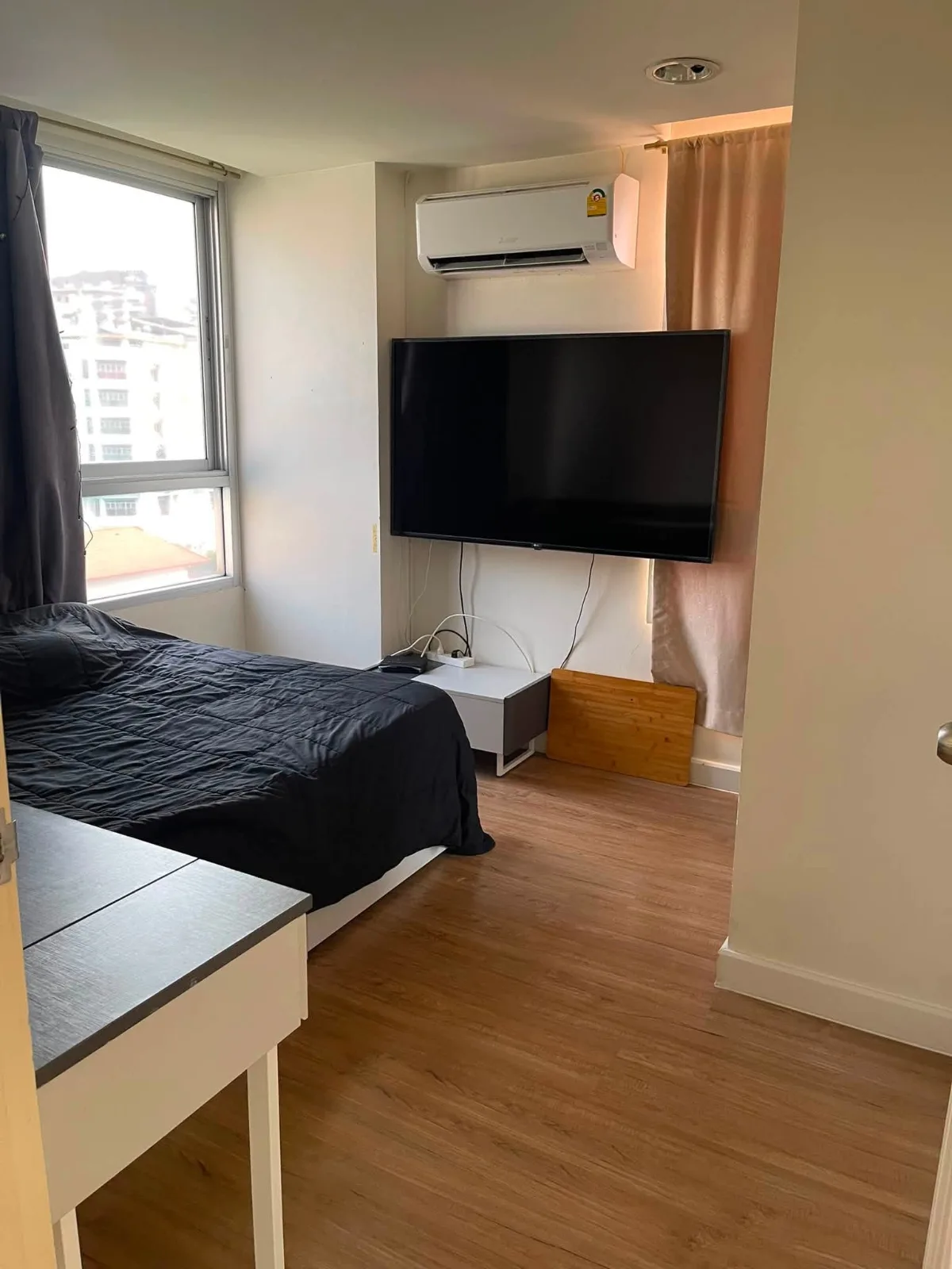 2 Bedrooms for Sale