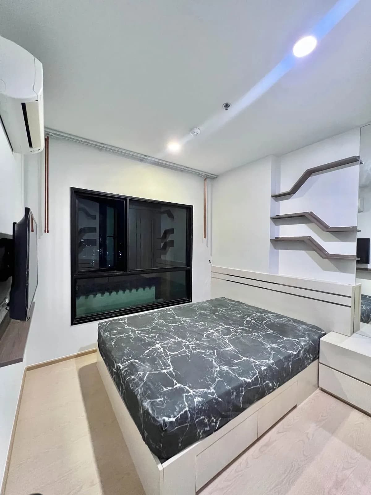 1 Bedroom for Sale