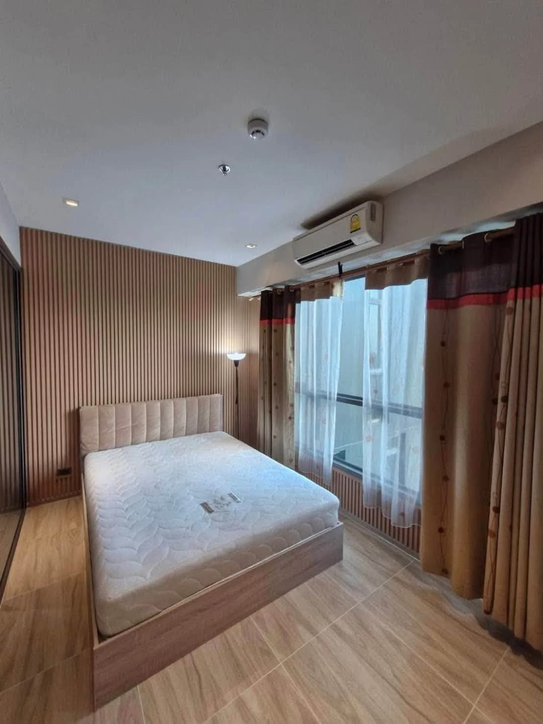 Whizdom Station Ratchada-ThaPra | 1 Bedroom for Rent photo 1
