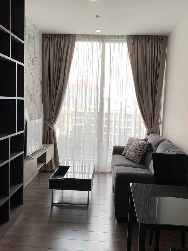 Whizdom Essence Sukhumvit | 1 Bedroom for Rent photo 1