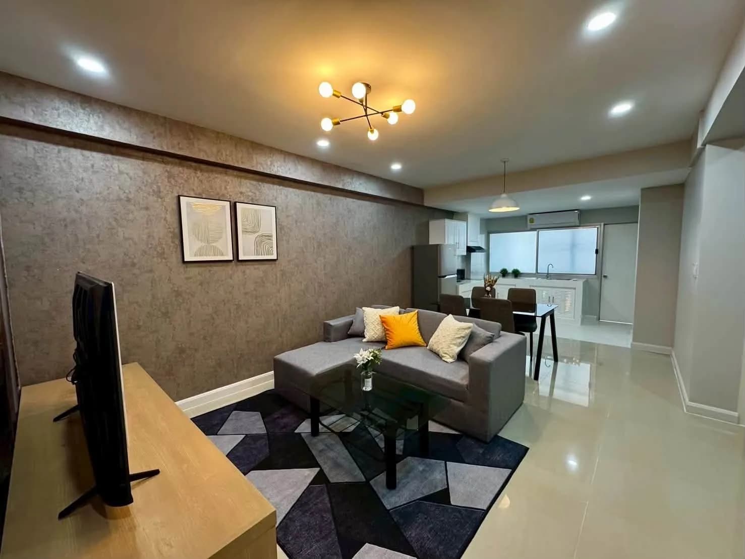 2 Bedrooms for Rent