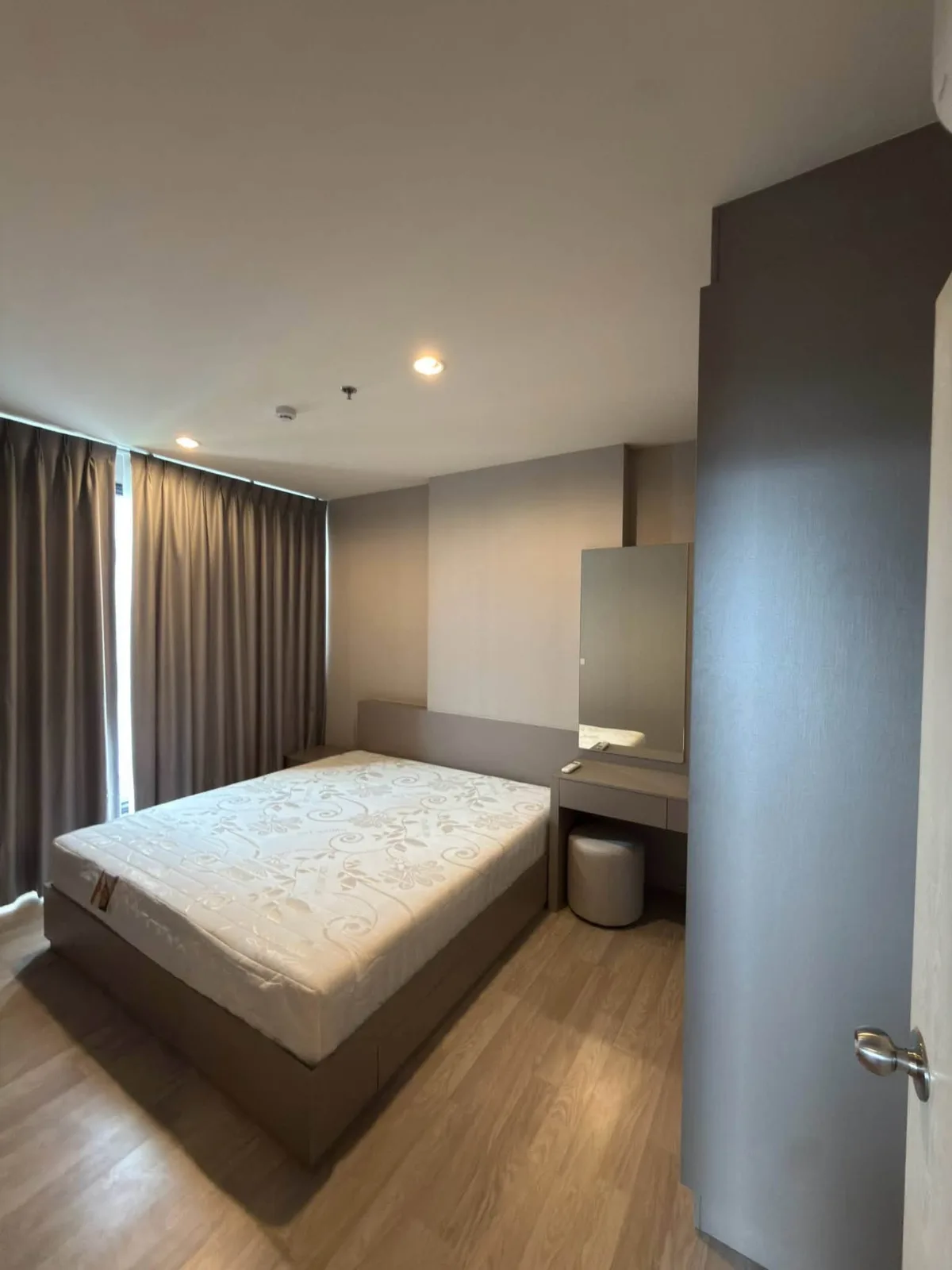 2 Bedrooms for Rent