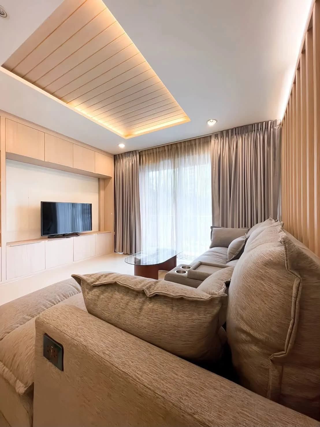 2 Bedrooms for Rent