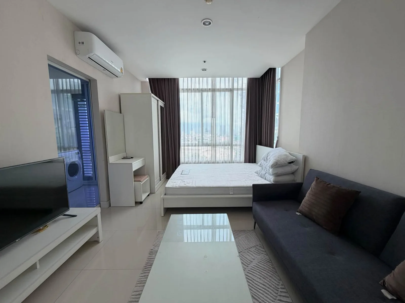 1 Bedroom for Rent