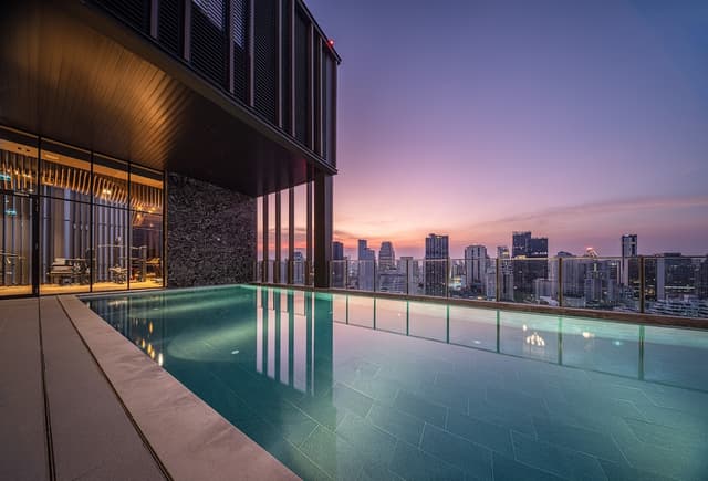 Noble Around Sukhumvit 33