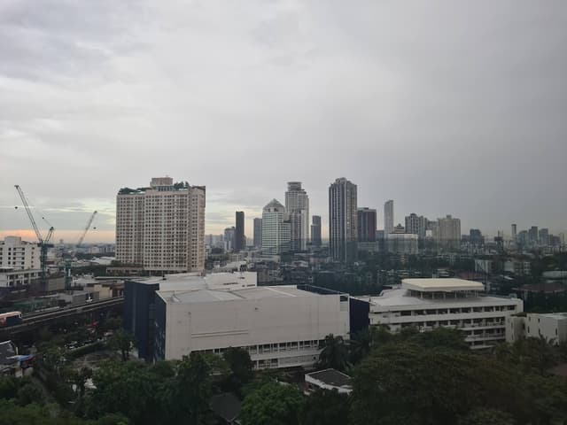 Rhythm Sukhumvit 42